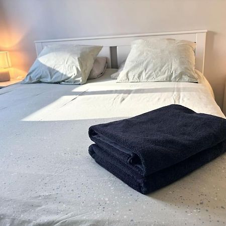 Appartement Confort Avec Balcon - Champigny Eksteriør billede