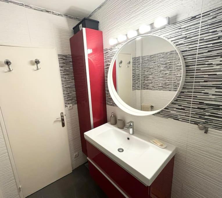 Appartement Confort Avec Balcon - Champigny Eksteriør billede