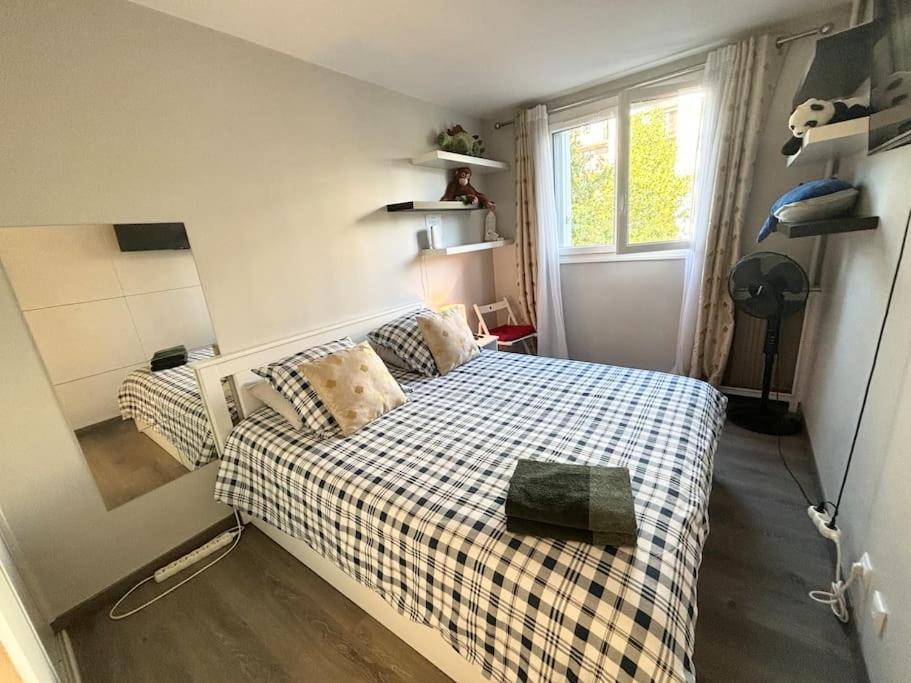 Appartement Confort Avec Balcon - Champigny Eksteriør billede