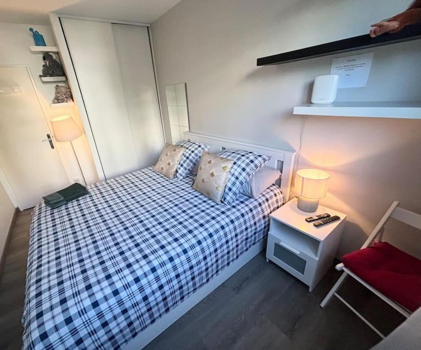 Appartement Confort Avec Balcon - Champigny Eksteriør billede